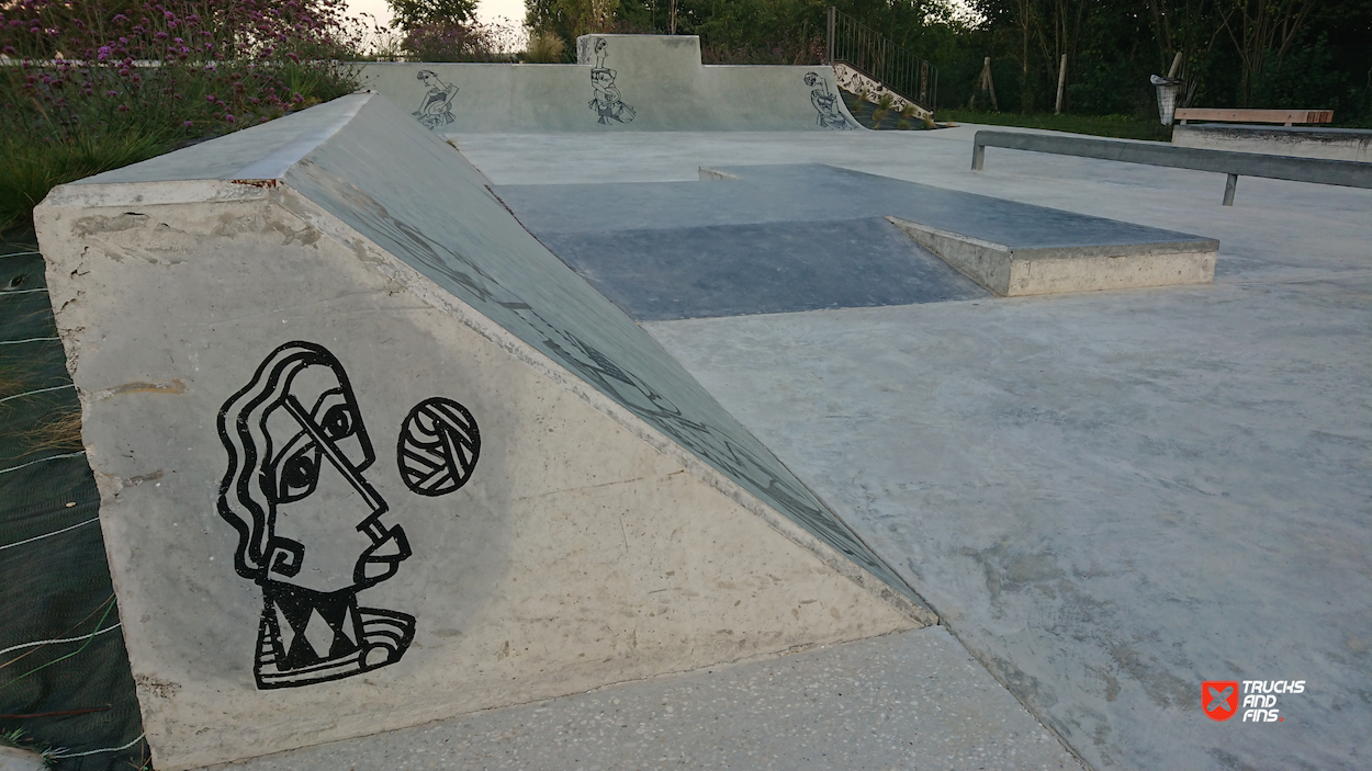 Glisy skatepark